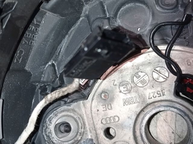 bontott AUDI A8 Multikormány