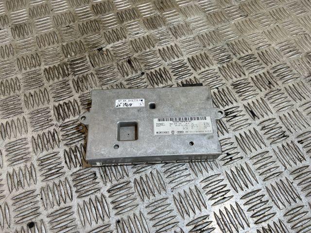 bontott AUDI A8 Multimédia Vezérlő