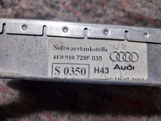 bontott AUDI A8 Multimédia Vezérlő