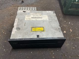 bontott AUDI A8 Navigáció Elektronika