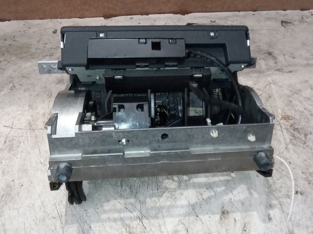 bontott AUDI A8 Navigációs Fejegység