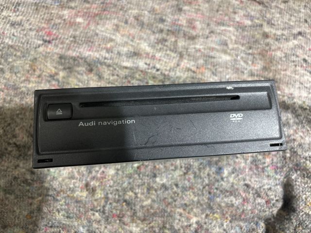 bontott AUDI A8 Navigációs Fejegység