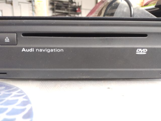 bontott AUDI A8 Navigációs Fejegység