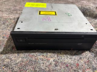 bontott AUDI A8 Navigációs Fejegység