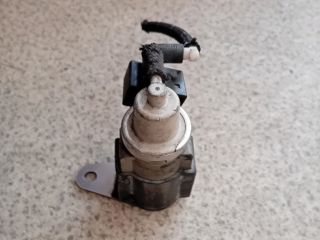 bontott AUDI A8 Nyomástartó Szelep