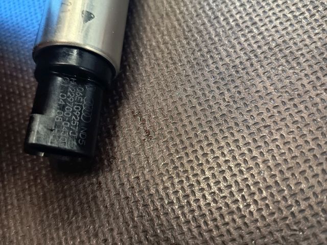 bontott AUDI A8 Okos Kerékszelep