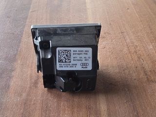 bontott AUDI A8 Óra (Időmérő)