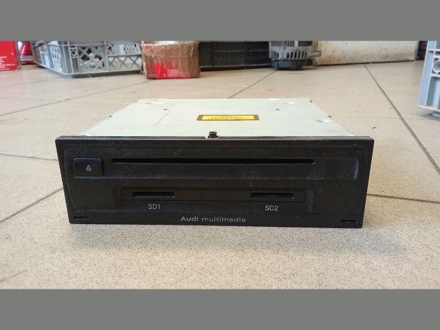 bontott AUDI A8 Rádió / CD