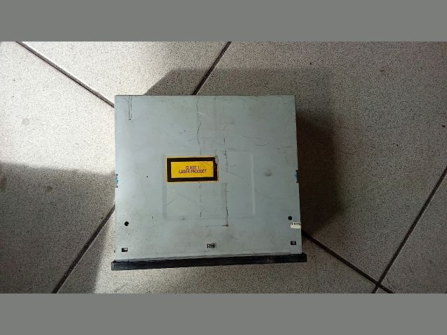 bontott AUDI A8 Rádió / CD