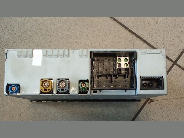 bontott AUDI A8 Rádió / CD