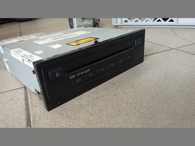 bontott AUDI A8 Rádió / CD