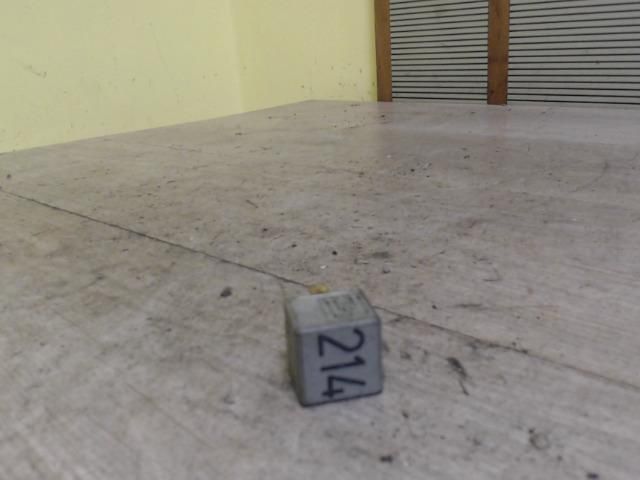 bontott AUDI A8 Relé