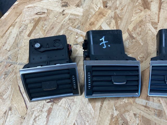 bontott AUDI A8 Szellőző Szett