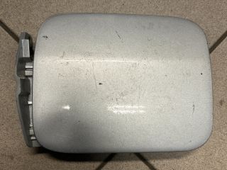 bontott AUDI A8 Tankajtó