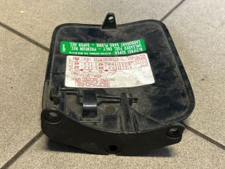 bontott AUDI A8 Tankajtó