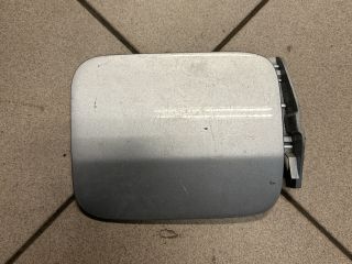 bontott AUDI A8 Tankajtó