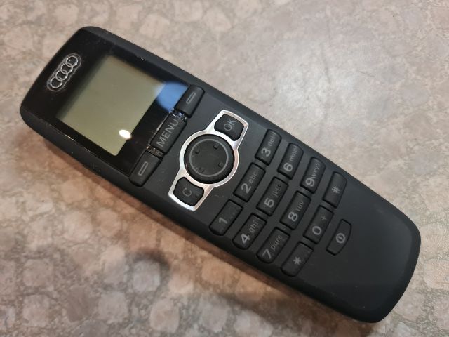 bontott AUDI A8 Telefon Elektronika
