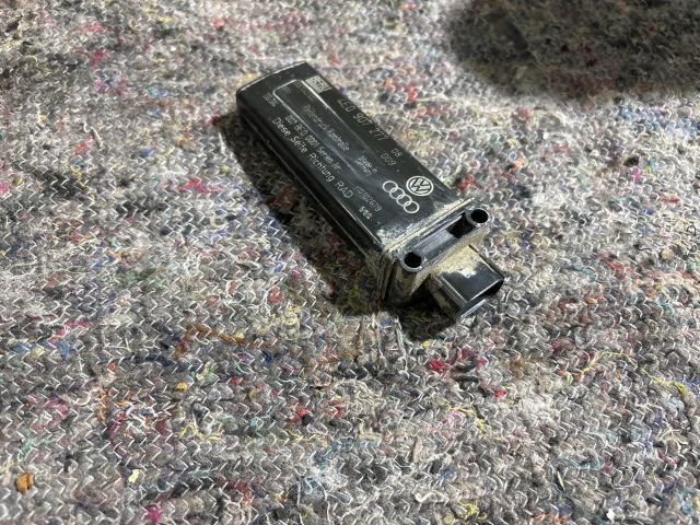 bontott AUDI A8 TPMS Elektronika