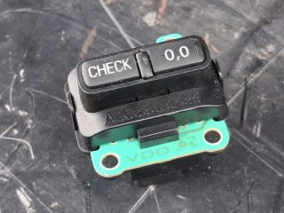 bontott AUDI A8 Trip Kapcsoló