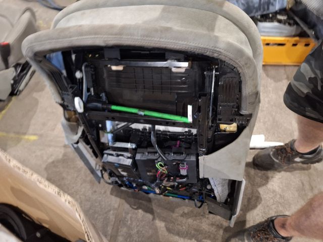 bontott AUDI A8 Ülés Szett