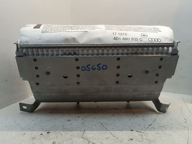 bontott AUDI A8 Utasoldali Légzsák