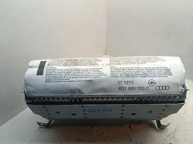 bontott AUDI A8 Utasoldali Légzsák