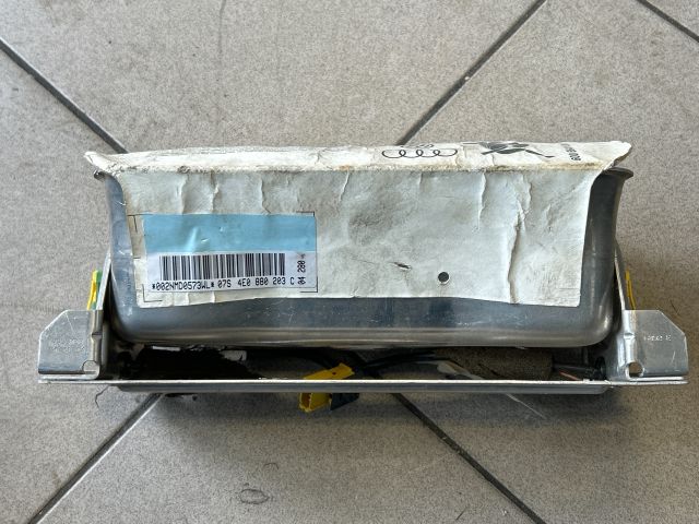 bontott AUDI A8 Utasoldali Légzsák