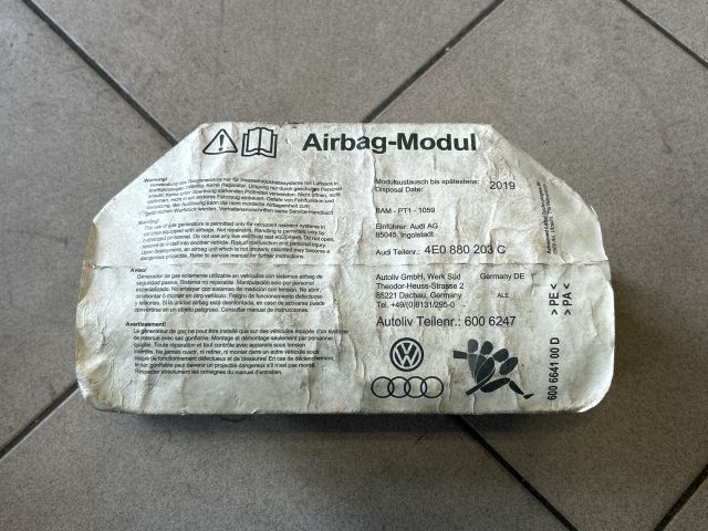 bontott AUDI A8 Utasoldali Légzsák