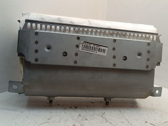 bontott AUDI A8 Utasoldali Légzsák