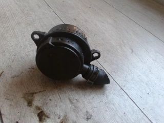 bontott AUDI A8 Vákum Tartály