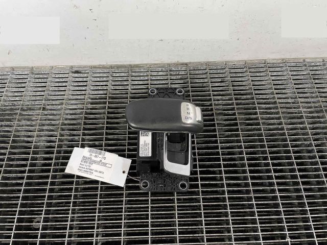 bontott AUDI A8 Váltógomb