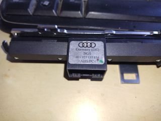 bontott AUDI A8 Vészvillogó Kapcsoló