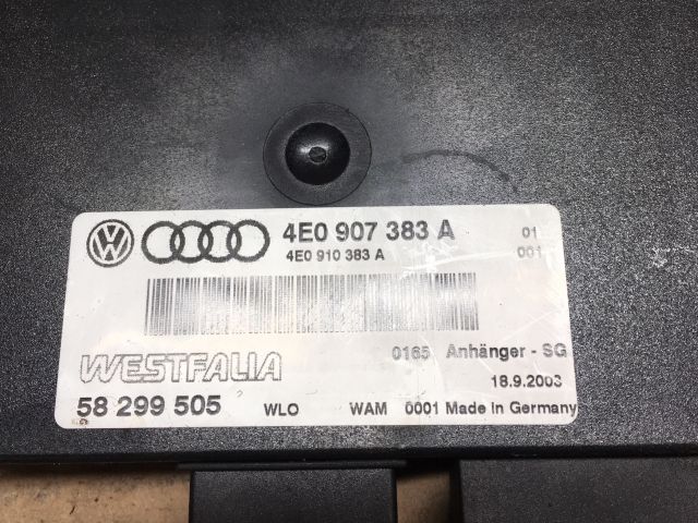 bontott AUDI A8 Vonóhorog Elektronika