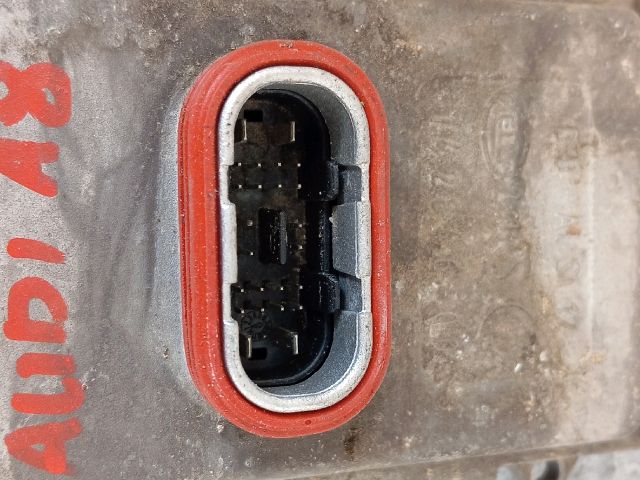 bontott AUDI A8 Xenon Trafó