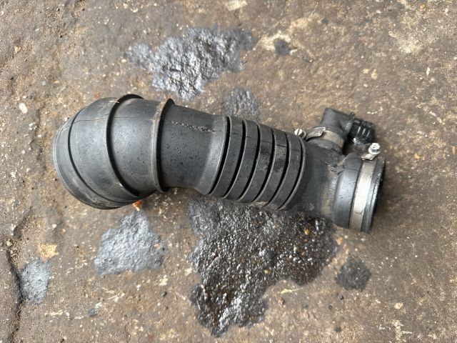 bontott AUDI ALLROAD Szívó Cső