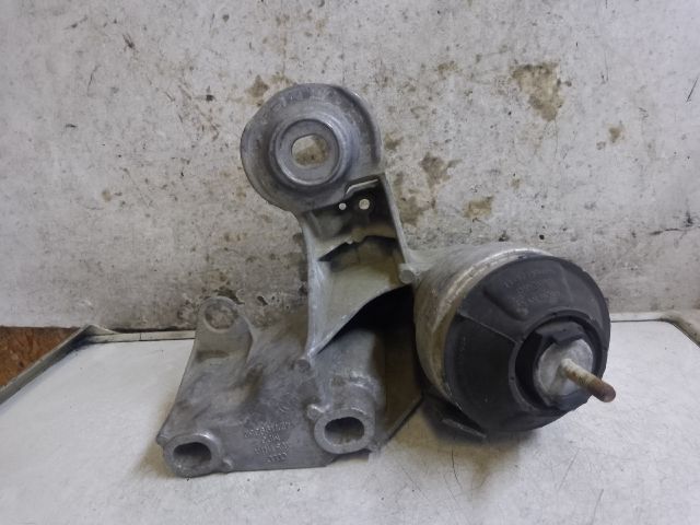 bontott AUDI ALLROAD Motor Tartó Bak (Fém)