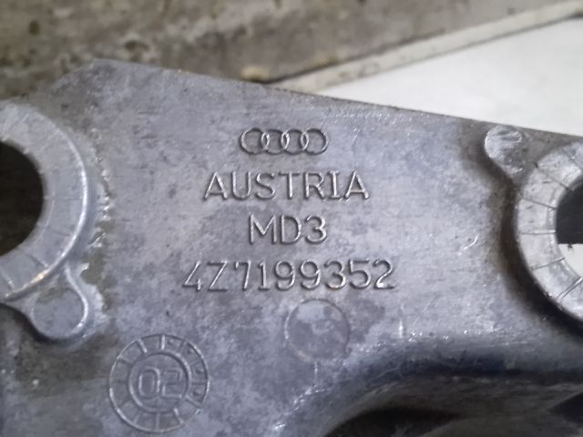 bontott AUDI ALLROAD Motor Tartó Bak (Fém)