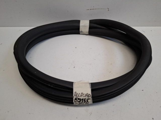 bontott AUDI ALLROAD Bal első Gumikéder