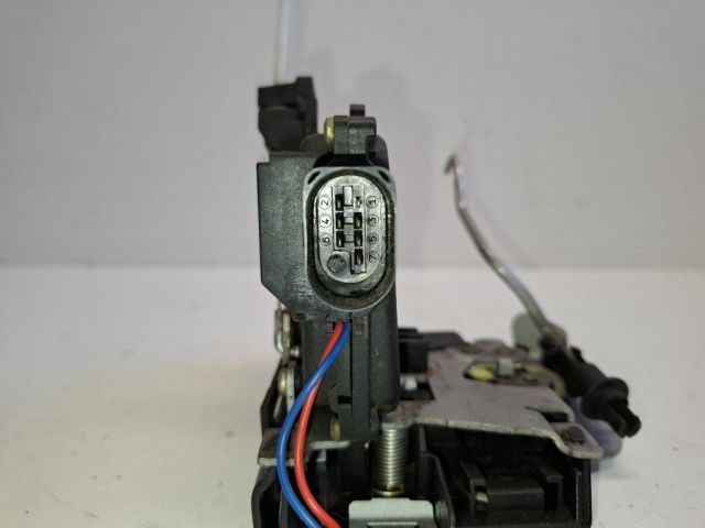 bontott AUDI ALLROAD Bal hátsó Ajtózár