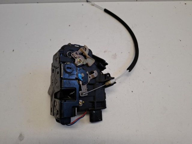 bontott AUDI ALLROAD Bal hátsó Ajtózár