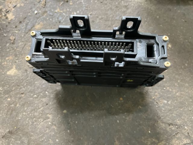 bontott AUDI ALLROAD Elektronika (Magában)