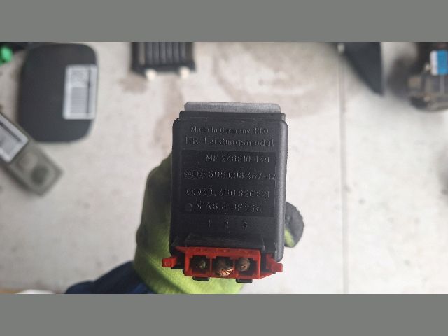 bontott AUDI ALLROAD Előtét Ellenállás Fűtőmotor