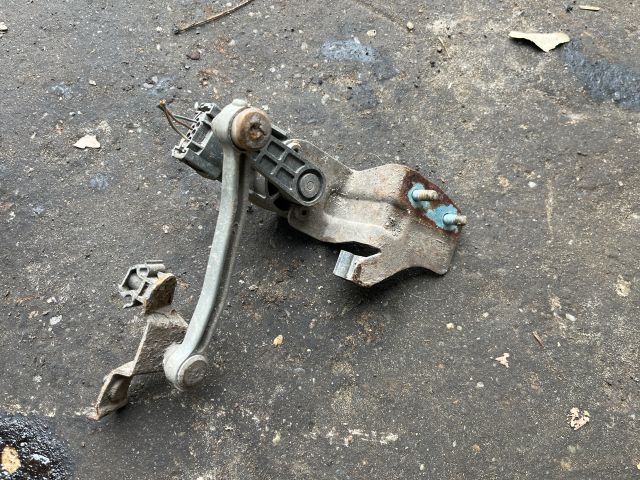 bontott AUDI ALLROAD Hátsó Xenon Szintszabályzó Jeladó