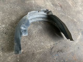 bontott AUDI ALLROAD Jobb első Dobbetét (Kerékjárati, Műanyag)