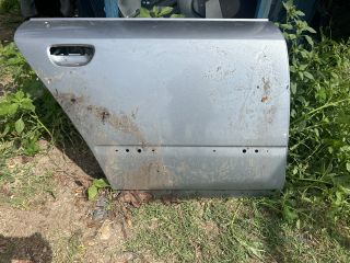 bontott AUDI ALLROAD Jobb hátsó Ajtó (Üres lemez)