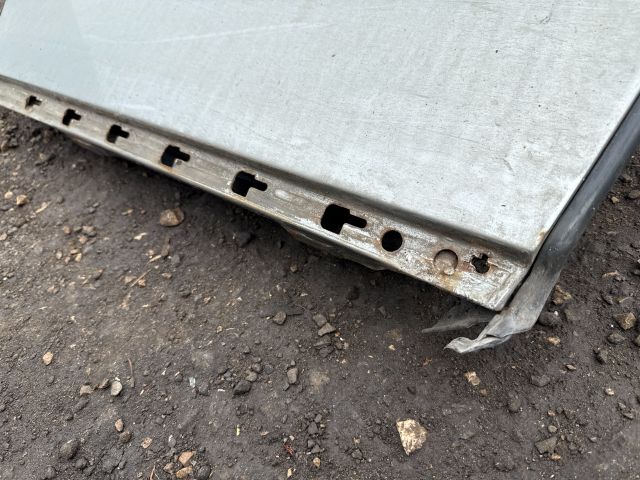 bontott AUDI ALLROAD Jobb hátsó Ajtó (Üres lemez)