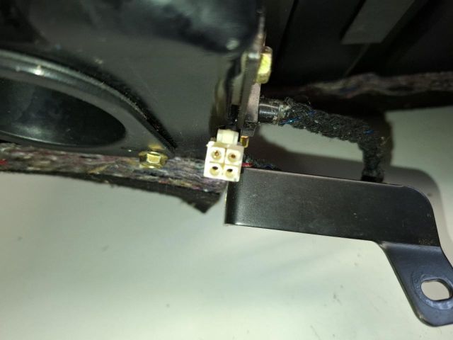 bontott AUDI ALLROAD Jobb hátsó Hangszóró