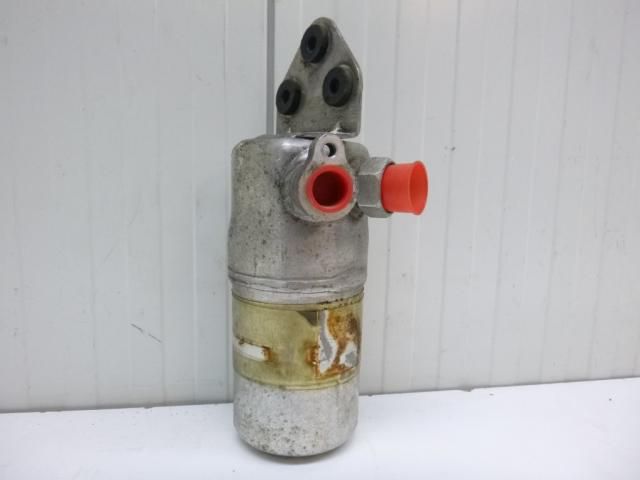 bontott AUDI ALLROAD Klíma Párátlanító Tartály