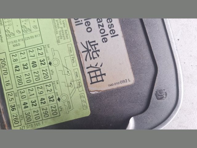 bontott AUDI ALLROAD Tankajtó