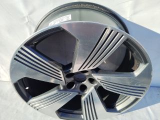 bontott AUDI E-TRON Alufelni (1 db)